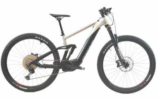 Moustache Bikes VTT électrique MOUSTACHE Samedi 29 Trail 5 750Wh Blanc - 2023 -Vélos Electriques Soldes Boutique vtt electrique moustache samedi 29 trail 5 750wh blanc 2023